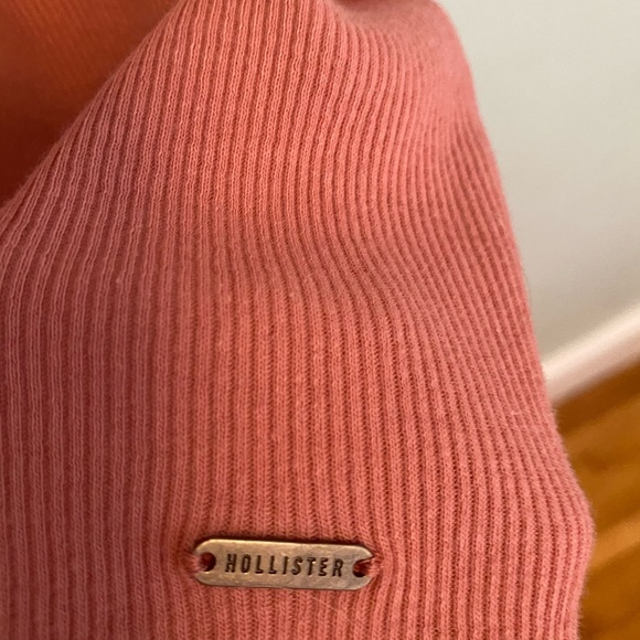 Hollister tank top. - Picture 5 of 6